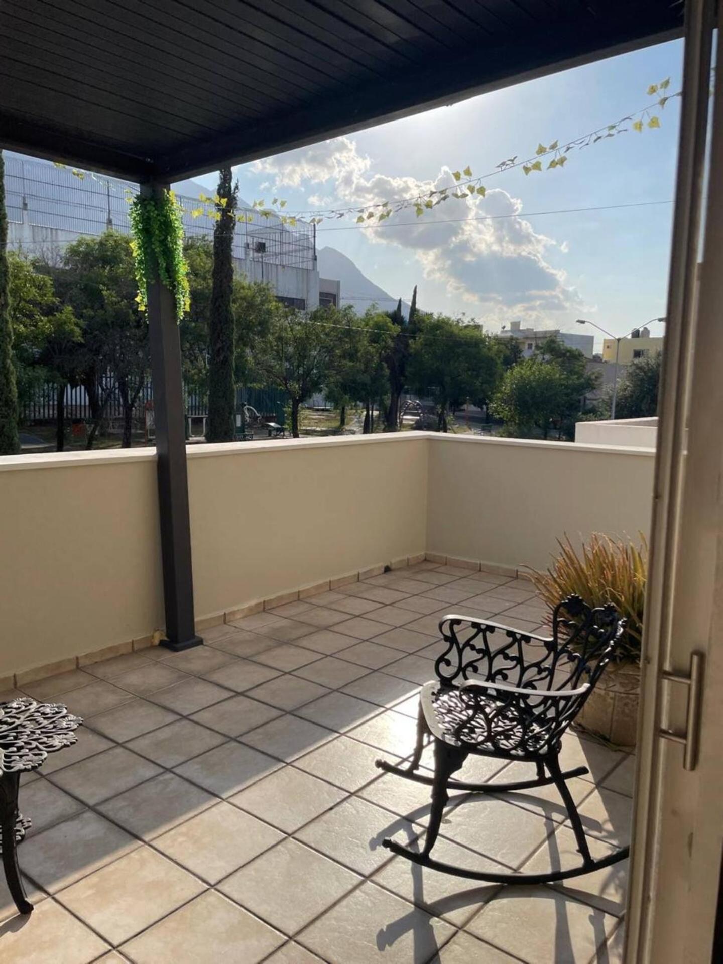 La Casa Rosa Monterrey Villa Ngoại thất bức ảnh